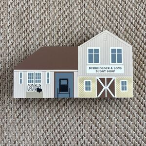 Burkholder & Sons Buggy Shop Amish Craftsmen Series Cats Meow Shelf Sitter 1995